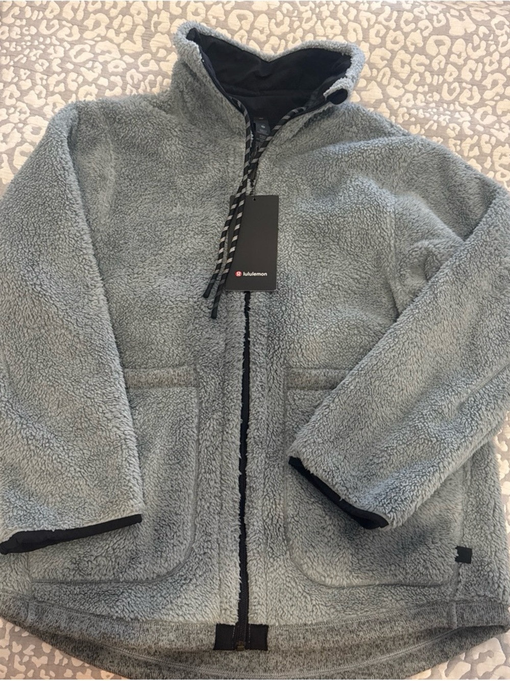lululemon athletica Soft Gray Cozy Travel Reversible Jacket Sz XS